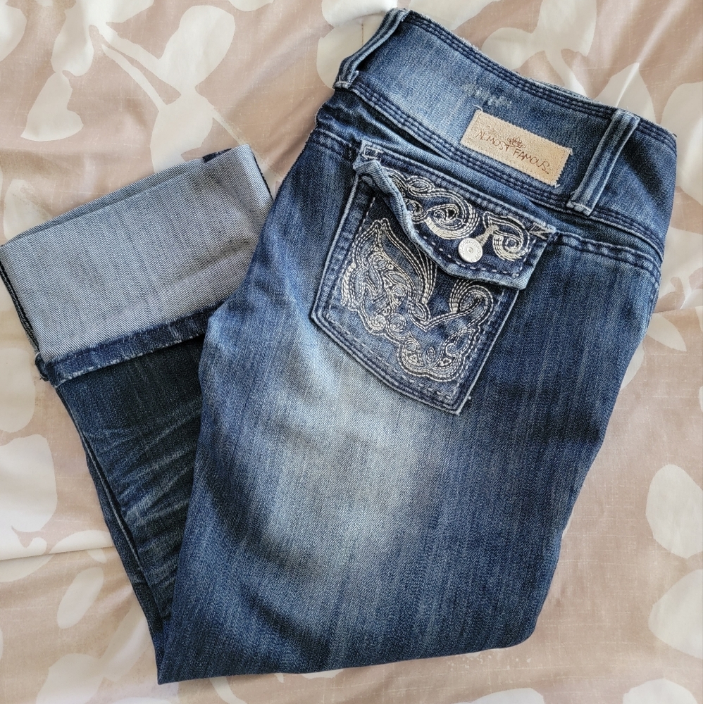 Almost famous cuffed denim capri